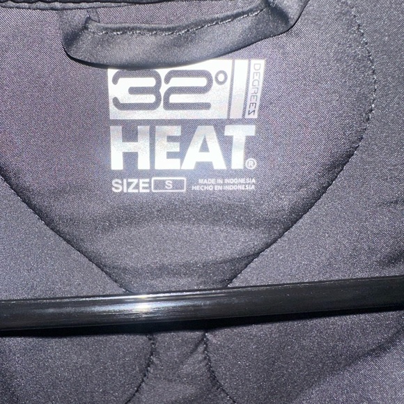 32 Degrees Black Heat Jacket - Picture 3 of 3